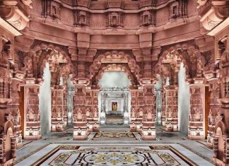 La numerosa comunità indiana festeggia a Lecce il tempio indiano Ram Mandir