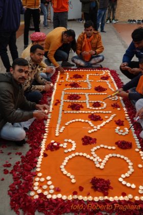 La numerosa comunità indiana festeggia a Lecce il tempio indiano Ram Mandir - Corriere Salentino