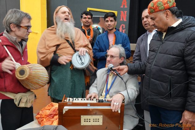 La numerosa comunità indiana festeggia a Lecce il tempio indiano Ram Mandir - Corriere Salentino