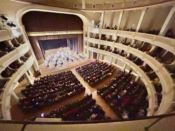 Capodanno a Lecce, pienone all’Apollo e in Piazza Libertini - Corriere Salentino