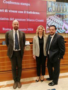 Presentato dagli specialisti salentini il manuale teorico pratico sul linfedema, una patologia sempre più frequente con cui imparare a convivere - Corriere Salentino