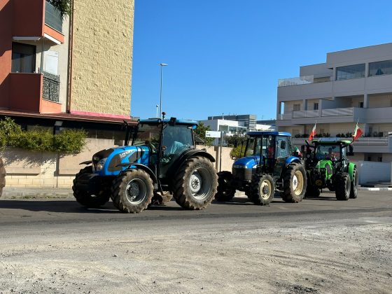 Protesta degli agricoltori anche a Lecce traffico in tilt - Corriere Salentino