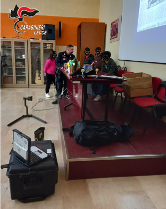 Carabinieri Artificieri impegnati nelle scuole e nel quotidiano - Corriere Salentino
