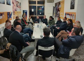 Tavolo del centrosinistra leccese, Puglia Popolare e Azione declinano l’invito, ma La Puglia in Più c’è. M5S, situazione complicata con Siculella in campo