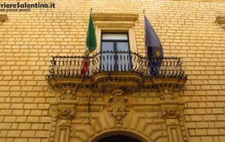 Il 29 febbraio, Giornata Mondiale delle malattie rare: la Provincia di Lecce aderisce a “Share your colours” e illumina di verde Palazzo Adorno