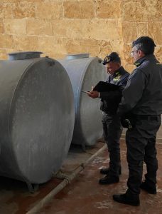 Distributore di carburante abusivo in zona residenziale, nei guai un imprenditore - Corriere Salentino