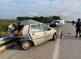 Impatto violento tra auto e furgoncino: coppia di anziani in ospedale. Muore 85enne