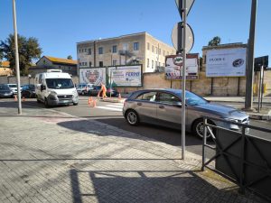 “Rifacimento strisce in pieno giorno, circonvallazione paralizzata” - Corriere Salentino