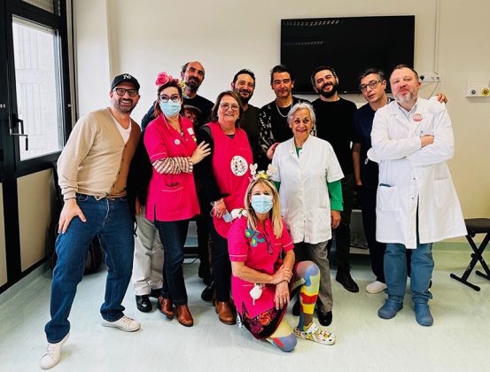 Pizzica in Corsia, mattinata in ospedale con Antonio Castrignanò & Taranta Sounds - Corriere Salentino