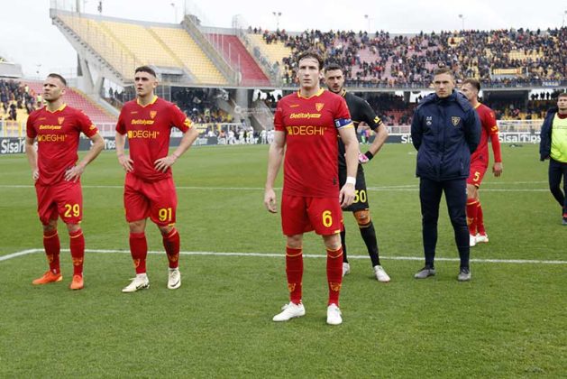 Contro il Verona l'ennesima sconfitta, per il Lecce la "zona rossa" è sempre più vicina - Corriere Salentino