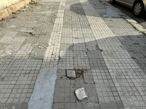 "Parco Galateo inaccessibile per i più fragili: marciapiedi rotti, illuminazione precaria e impianto di irrigazione non funzionante" - Corriere Salentino