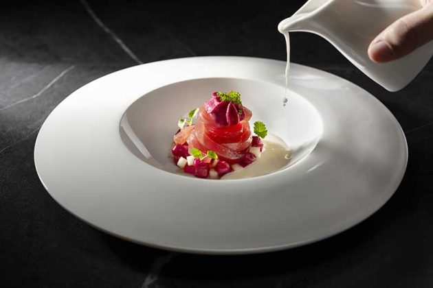 Classé Restaurant: a Lecce l’alta cucina si fonde con l’arte dello chef Ivan Tronci e la passione di Simone De Mitri. Il racconto di un’avventura di successo con le parole dei suoi protagonisti - Corriere Salentino