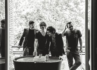 Domenica 3 marzo “Il canzoniere di Lucio Battisti” con Lato B e Roberto Angelini alle Officine Cantelmo di Lecce