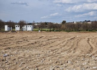 “Mezzi pesanti e spostamenti di sabbia” dopo l’esposto: scatta il sequestro di parte del lido “Le Maldive”