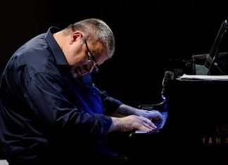 Concerto con Aperitivo, domenica 7 aprile “L’improvvisazione al pianoforte” con Rosario Mastroserio