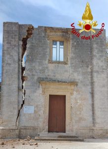 A rischio crollo la chiesa di San Giuseppe a Castrignano del Capo. Tempestivo l'intervento dei Vigili del Fuoco - Corriere Salentino