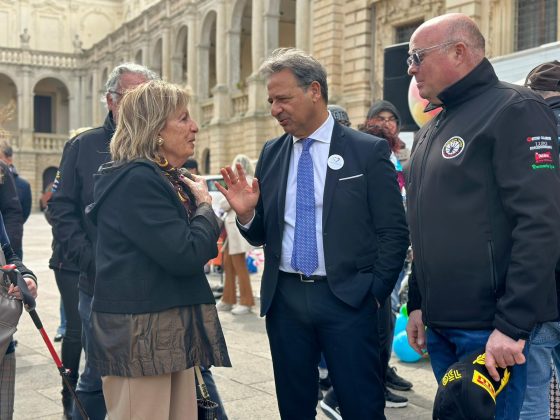 Domenica delle Palme, Cuore Amico: emozioni e solidarietà in piazza Duomo con Monsignor Seccia - Corriere Salentino