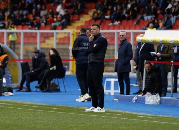 Contro il Verona l'ennesima sconfitta, per il Lecce la "zona rossa" è sempre più vicina - Corriere Salentino