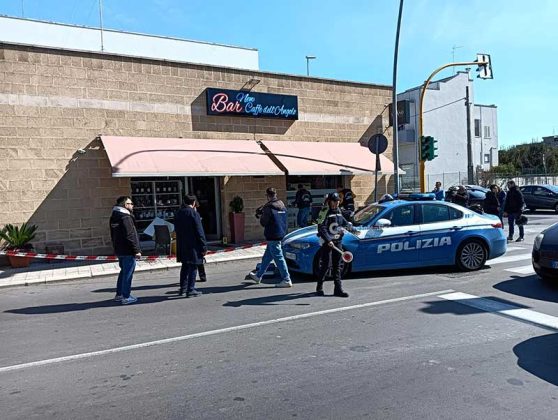 Agguato in pieno giorno, 40enne già noto gambizzato davanti al bar: “codice rosso” al Fazzi - Corriere Salentino