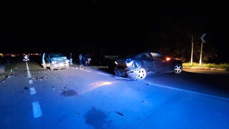 Violento tamponamento sulla provinciale: intera famiglia in ospedale - Corriere Salentino