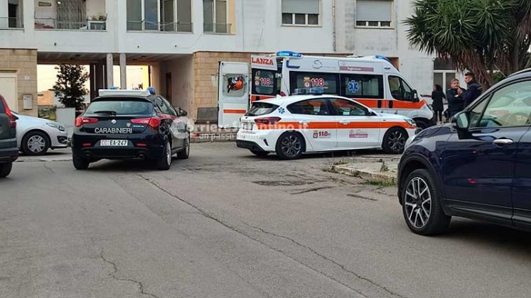 Uccide la moglie a coltellate e si scaglia anche contro la vicina: femminicidio nel basso Salento - Corriere Salentino