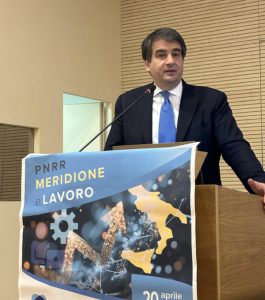 La Ugl nazionale a Lecce. Interventi di Fitto, Poli Bortone e del segretario nazionale del sindacato - Corriere Salentino