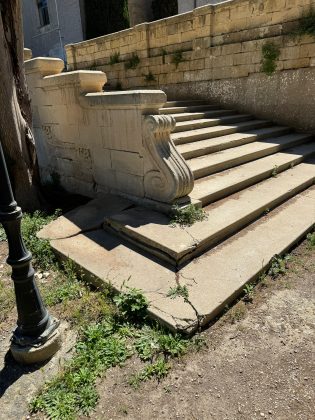 Poli Bortone: “Cimitero monumentale, quale giardino della memoria? È un deserto dell'oblio” - Corriere Salentino