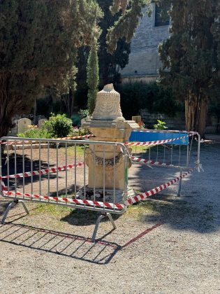 Poli Bortone: “Cimitero monumentale, quale giardino della memoria? È un deserto dell'oblio” - Corriere Salentino