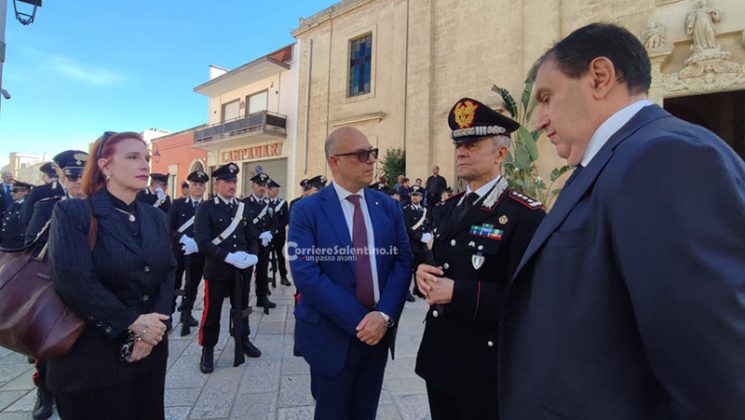 In centinaia per l'ultimo saluto a Francesco. Monsignor Angiuli: "la sua vita sia d'esempio" - Corriere Salentino