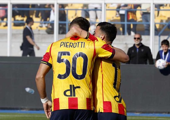 Sansone all’89’ fa esplodere il Via del Mare, il Lecce batte l’Empoli e si avvicina alla salvezza - Corriere Salentino