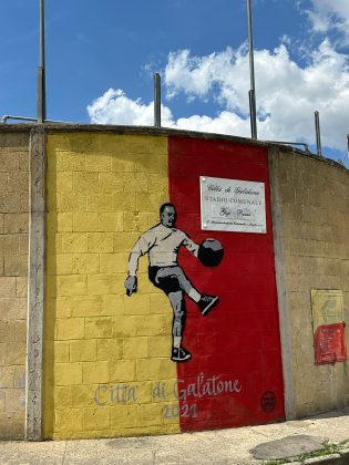 Galatone, l’accusa dell’opposizione, che si rivolge al prefetto: “Patrimonio sportivo affidato ‘gratis’ ai privati e il Comune ne paga le spese” - Corriere Salentino