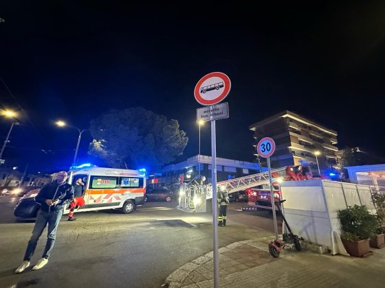 Paura in città: fuoco in un appartamento. Due intossicati in ospedale - Corriere Salentino