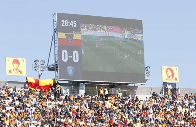 Sansone all’89’ fa esplodere il Via del Mare, il Lecce batte l’Empoli e si avvicina alla salvezza - Corriere Salentino