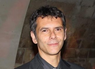 Agostino Ciucci ha consegnato la sua lista. Il quarto candidato sindaco è in campo con 23 nomi: “Siamo una forza antisistema”