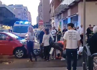 Scontro in centro tra auto e moto. Ferito trasportato in ospedale
