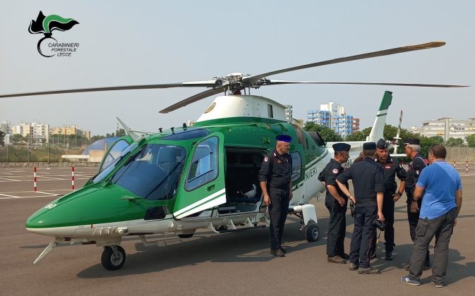 Forestali a “caccia” di abusi edilizi con l’elicottero: sequestri e denunce nel basso Salento - Corriere Salentino