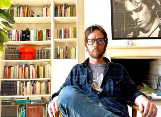 Mercoledì 26 febbraio Osvaldo Piliego presenta “Acque profonde come te” al Museo della Ceramica e Biblioteca