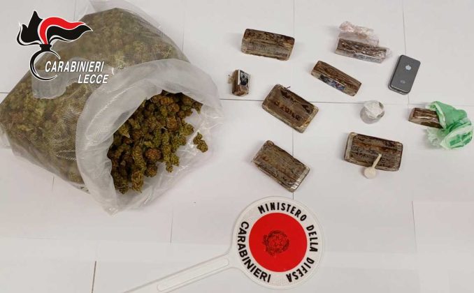 Addosso mezzo etto di hashish, in casa oltre un chilo di droga: in carcere 24enne - Corriere Salentino