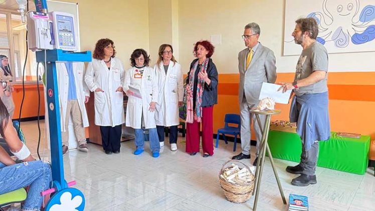 Laboratori di lettura peri bambini del "Fazzi" - Corriere Salentino