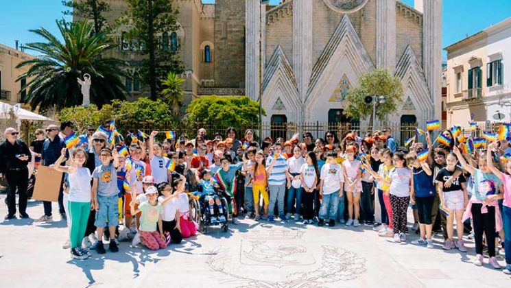 Taglio del nastro per piazza Tellini. Oggi l'inaugurazione con gli istituti scolastici della città - Corriere Salentino