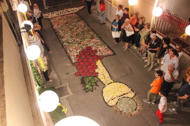 Corpus Domini a Tuglie "Altarino e Infiorata" - Corriere Salentino