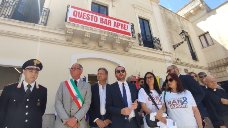 "Caffè della Legalità - Questo bar apre!": a Presicce - Acquarica la manifestazione contro ogni forma di violenza. La dichiarazione di Paolo Pagliaro - Corriere Salentino