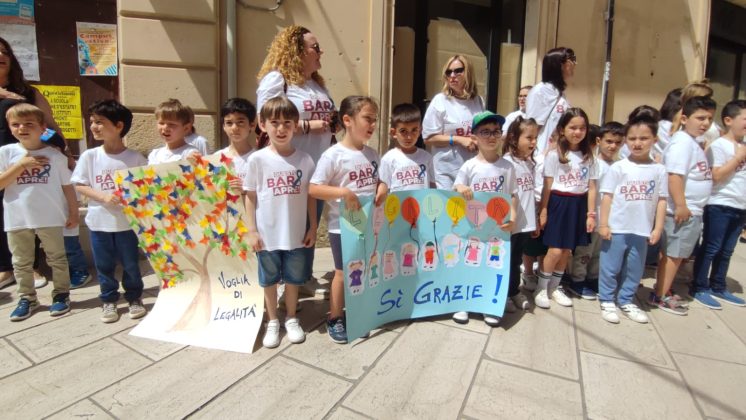 "Caffè della Legalità - Questo bar apre!": a Presicce - Acquarica la manifestazione contro ogni forma di violenza. La dichiarazione di Paolo Pagliaro - Corriere Salentino