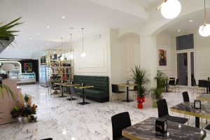 Dolce o salata? Dal 1959 la colazione in Salento si fa al Bar Lucia di Tonio Barba - Corriere Salentino