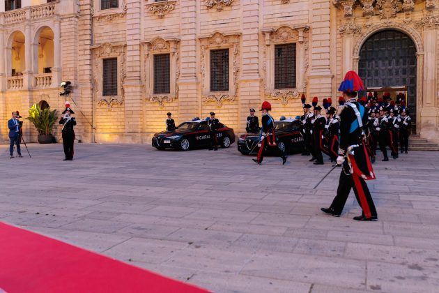 210° Annuale di Fondazione dell'Arma dei Carabinieri, celebrazione in Piazza Duomo a Lecce - Corriere Salentino