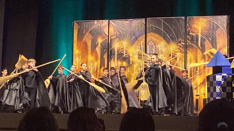 “La vera magia è diventare grandi” il musical al Teatro Cavallino Bianco - Corriere Salentino