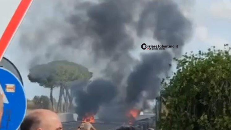 Assalto al portavalori sulla Lecce-Brindisi: auto in fiamme e traffico bloccato - Corriere Salentino
