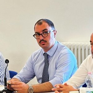 Galatina, il Consiglio Comunale dice “no” all’impianto di smaltimento rifiuti Entosal con la “zona agricola di massima salvaguardia”. Maggioranza compatta - Corriere Salentino