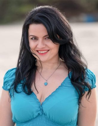 “FeminaeMaris”: a Galatina la presentazione del progetto musicale del trio composto da Silvia Boccadamo, Antonella Napoli e Hersi Matmuja. - Corriere Salentino