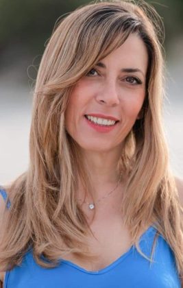 “FeminaeMaris”: a Galatina la presentazione del progetto musicale del trio composto da Silvia Boccadamo, Antonella Napoli e Hersi Matmuja. - Corriere Salentino